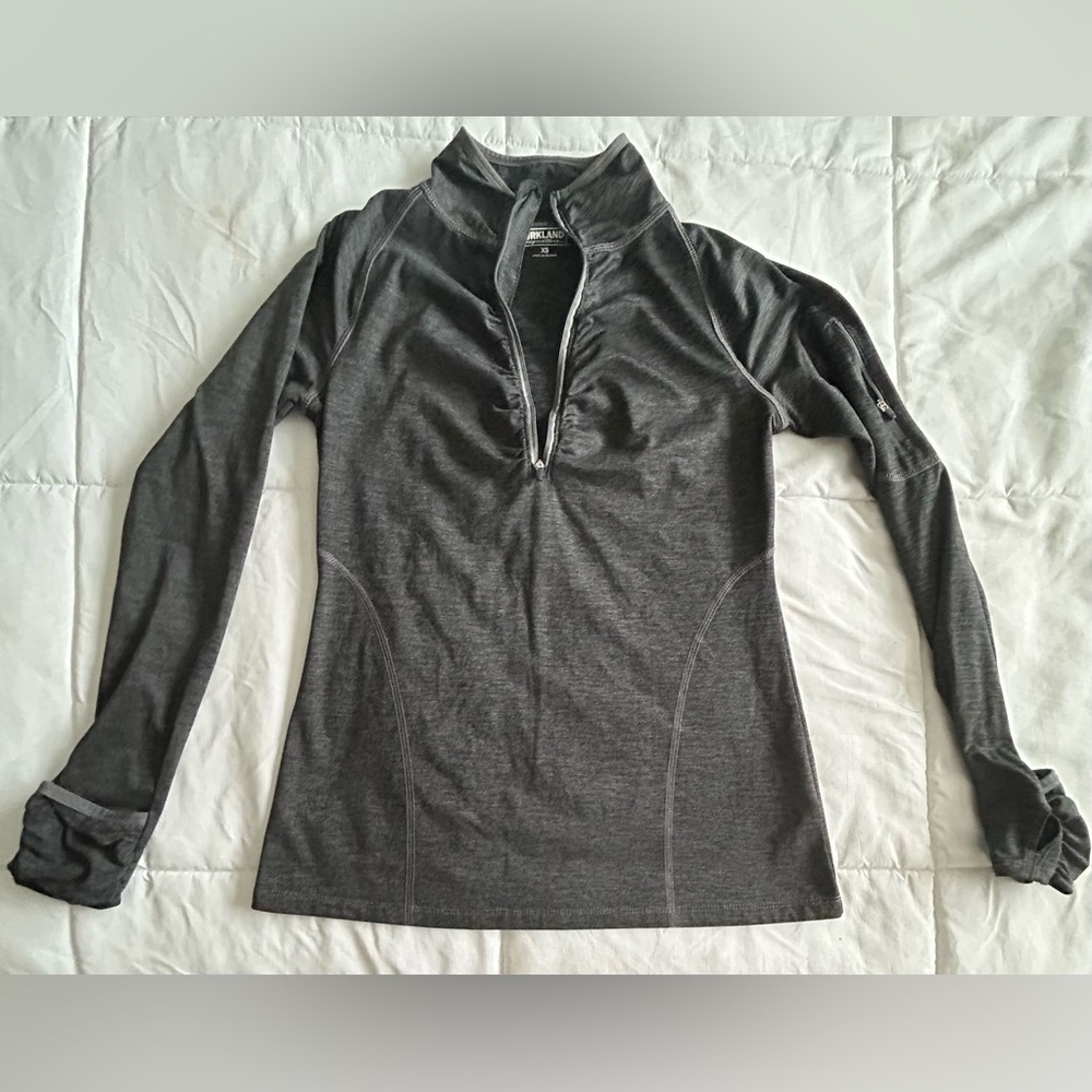 Women’s Kirkland Workout Dri-fit Sweatshirt Sz. XS